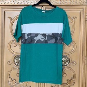 Sunshine and Rodeos Boutique ShirtTurquoise Camouflage Color Block Top guc Small